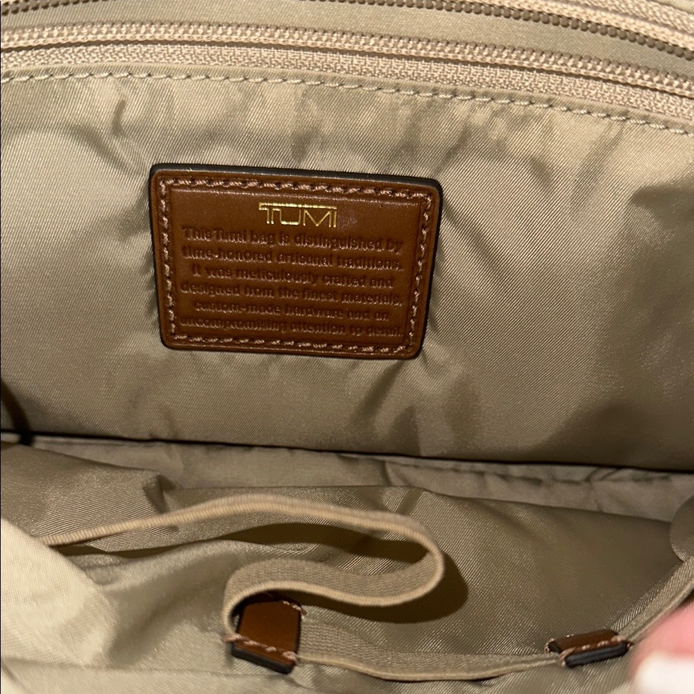 Tumi Enna Large ruffled Travel Pouch Taupe Cosmetics Bag - Picture 4 of 13